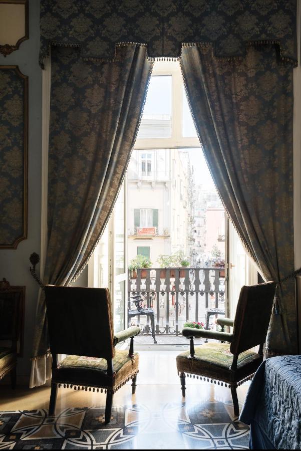 Carafa Di Maddaloni Residenza Di Charme Hotel Nápoly Kültér fotó