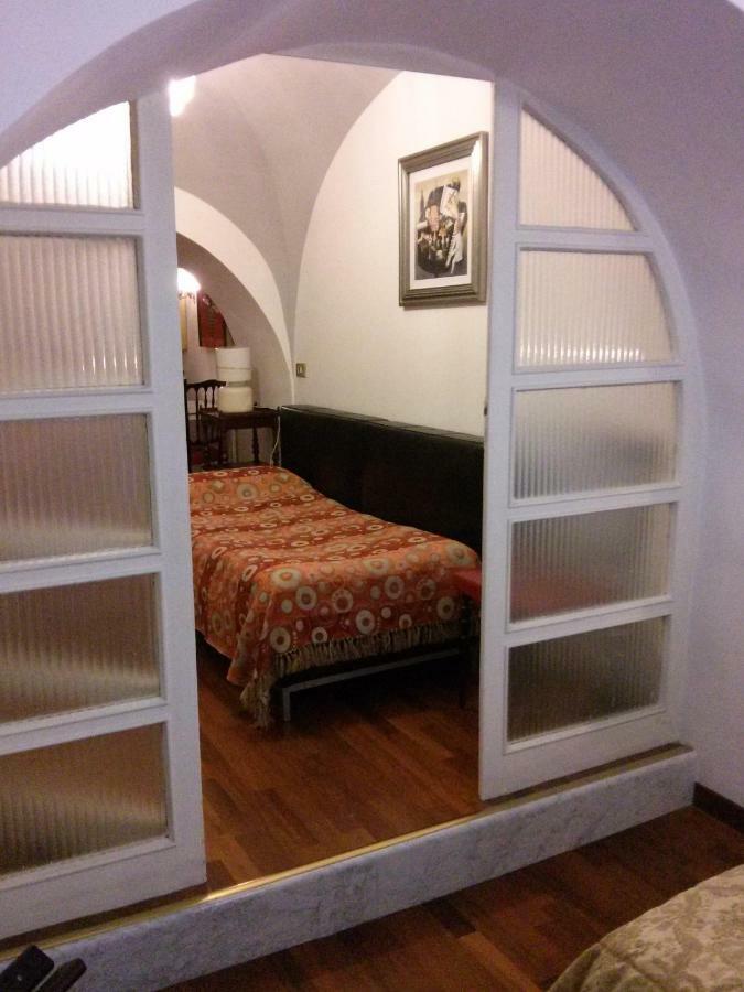 Carafa Di Maddaloni Residenza Di Charme Hotel Nápoly Kültér fotó